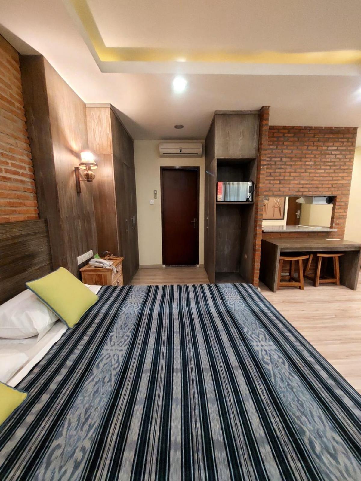 Apartemen Senayan Giacarta Esterno foto